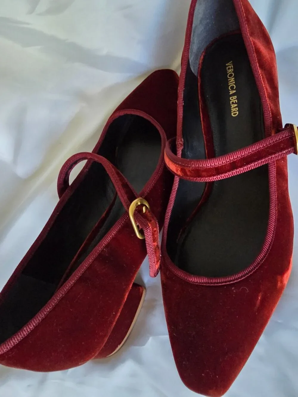VERONICA BEARD BURGUNDY VELVET MARY JANE BLOCK HEEL SHOES – SIZE 8.5